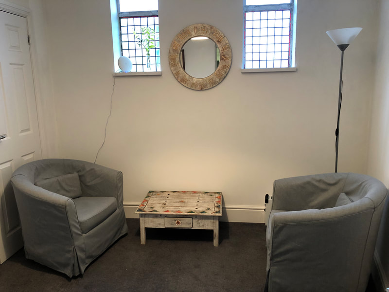 As a hypnotherapist I work in a comfortable room with tub chairs for coaching and hypnotherapy, Bath